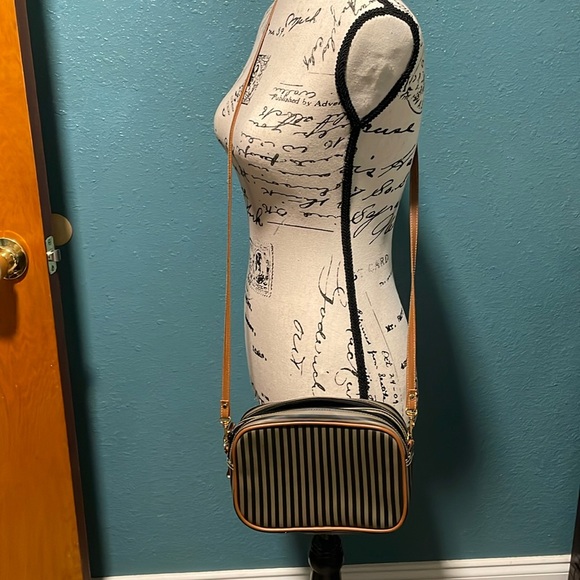 Allan Edward 90s Pequin striped,coated leather crossbody bag. removable straps - Picture 11 of 15